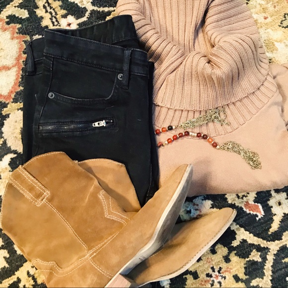 Joe Fresh Black Skinny Jeans - Picture 6 of 6